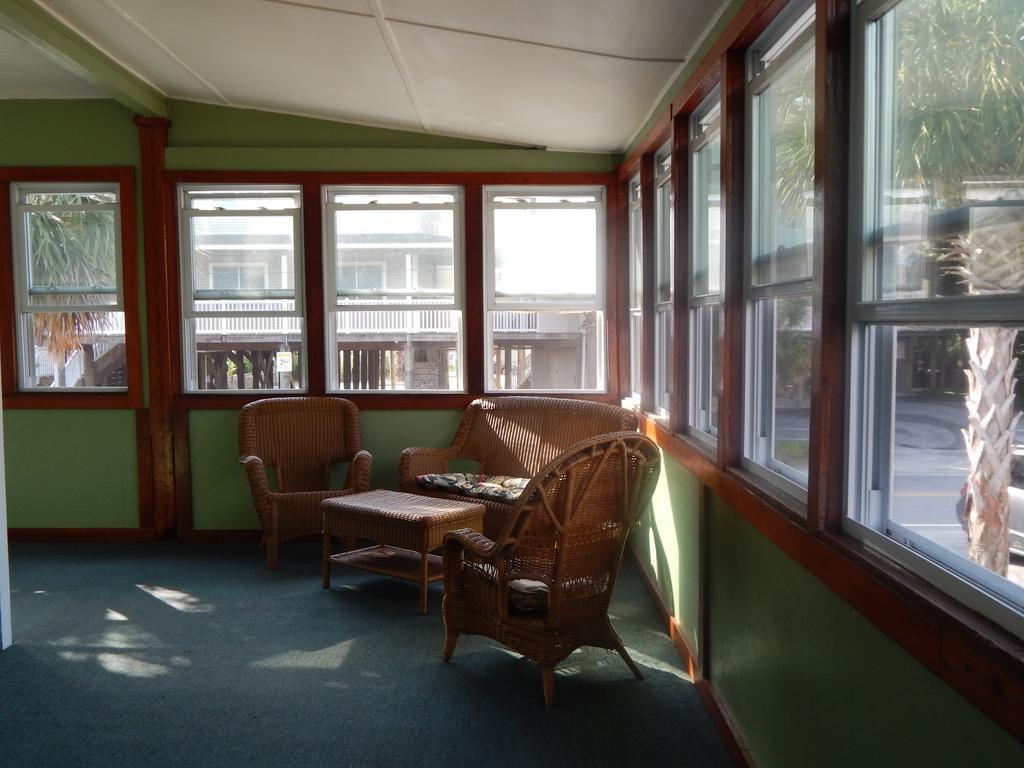 Holliday Inn Of Folly Beach Extérieur photo